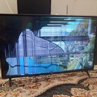 تلویزیون LED الجی 43 اینچ شکسته