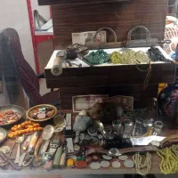 مقداری لوازم قدیمی فقط کلی
