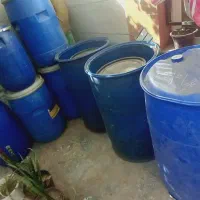 بشکه پلاستیکی‌۲۲۰لیتری‌و۱۶۰و۶۰‌لیتری‌|مصالح و تجهیزات ساختمان|درمیان, |دیوار