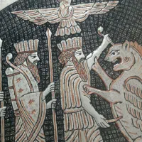 سینی قلمزنی قدیمی|صنایع دستی و سایر لوازم تزئینی|اصفهان, شاه پسند|دیوار