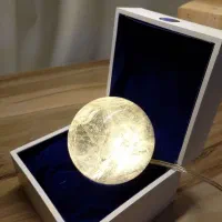 گوی کوارتز پاک|کلکسیون اشیاء عتیقه|تنکابن, |دیوار