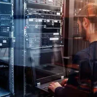 خدمات شبکه کامپیوتر سرور و اینترنت