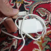 ایرپاد بلوتوثی اپل اصلی با شارژر|لوازم جانبی موبایل و تبلت|خرمآباد, |دیوار