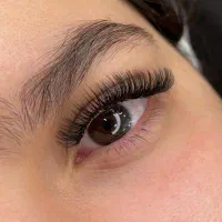 اکستنشن مژه و لیفت و لمینت ابرو و مژه