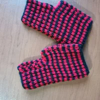 ست کلاه دستکش و شال گردن دستباف|لباس|مشکیندشت, |دیوار