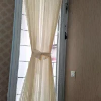 پرده حریر با در بالکنی کم کار کرده سالم درحدنو