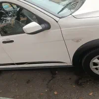 کوییک Rسفید مشکی 1402