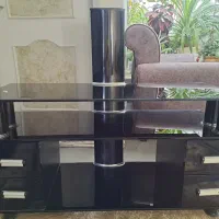 میز تلویزیون تمیز نو