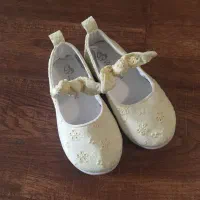 کفش عروسکی بچه گانه
