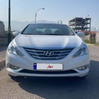 سوناتا ۲۰۱۱ سفید