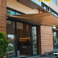 نیاز پیتزا زن ایتالیایی