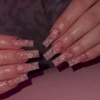 کاشت ناخن آموزش کاشت ناخن نوبهار سالن ملیحه سلطانی