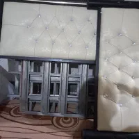 تختخواب فلزی در حد نو.