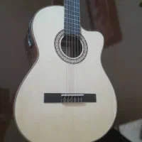 گیتار کلاسیک پیکاپ دار ventura