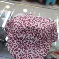 کلاه|لباس|قم, مسجد امام حسن|دیوار