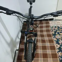 دوچرخه 27