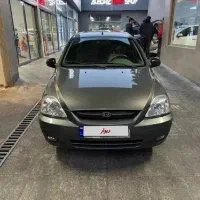 ریو مدل ۱۳۸۹ ABS دارد یک برگ سند دنده ای