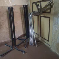 فروش درحدنوسطل پدال دار.رگال روی پایه.مناسب|بندرخت و رخت‌آویز|شیراز, گود عربان|دیوار