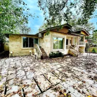 فروش فوری ویلاباغ فول امکانات زیر قیمت منطقه