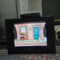 تلویزیون صفحه تخت با گیرنده مفت