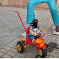 سه چرخه قرمز