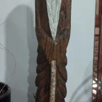 مجسمه چوبی