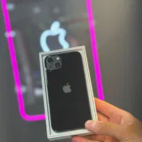 اپل iPhone 13 با حافظهٔ ۱۲۸ گیگابایت