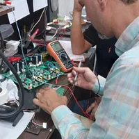آموزش تعمیرات برد همراه با درآمد
