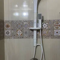 دوش و شیر روشویی