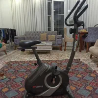 دوچرخه ایستاده
