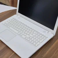 لپ تاپ ایسوس سفید عروسک