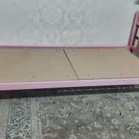 این تخت سالم است ۳ملیون