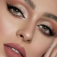 نیازمند مدل رایگان میکاپ