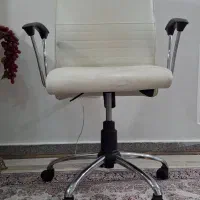 صندلی چرخان