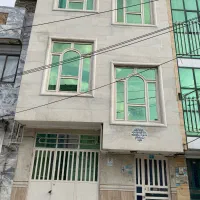 خانه ویلایی دو‌طبقه مجزا