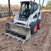 خدمات بابکت مینی لودر