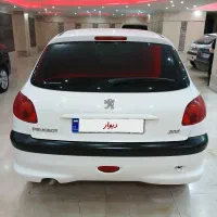 پژو ۲۰۶ تیپ ۲ فول مدل ۱۳۹۸