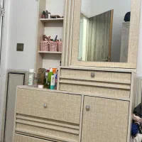 تخت و کمد در حد نو