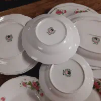 ظرف و ظروف چینی گل سرخی گلسرخی گل سرخ|ظروف سرو و پذیرایی|تهران, شهرک شریعتی|دیوار