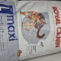 فروش ویژه غذای خشک سگ و گربه رویال|لوازم جانبی حیوانات|تهران, هوانیروز|دیوار