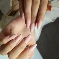 خدمات و کاشت ناخن|خدمات آرایشگری و زیبایی|تهران, شمشیری|دیوار