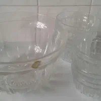 مقداری ظروف آشپزخانه