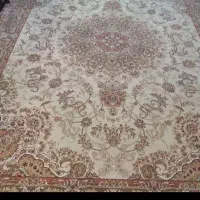 دوعدد فرش ماشینی ۱۲ متری درحدنو وکارکرده