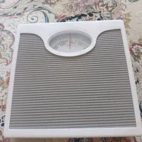 ترازو عقربه ای