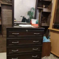 میز درآور همراه با آینه