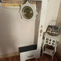 ساعت ایستاده سفید سالم