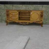 میز تلویزیون بسیار تمیز و زیبا