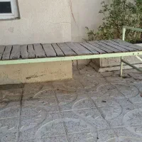 تخت فلزی تا شو