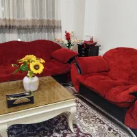 مبلمان/مبل راحتی/ مخمل قرمز نرم/ مناسب ویلا و دکور|مبلمان خانگی و میز عسلی|تهران, هاشم‌آباد|دیوار