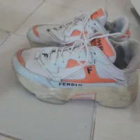 کفش اسپرت بدون پاریدگی